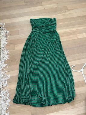 Gap skirt